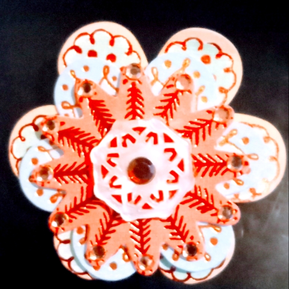 FLOWER BROOCH